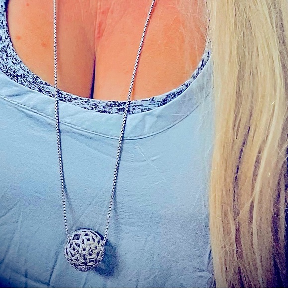 David Yurman Diamond Quatrefoil Ball Pendant Necklace - Picture 7 of 13